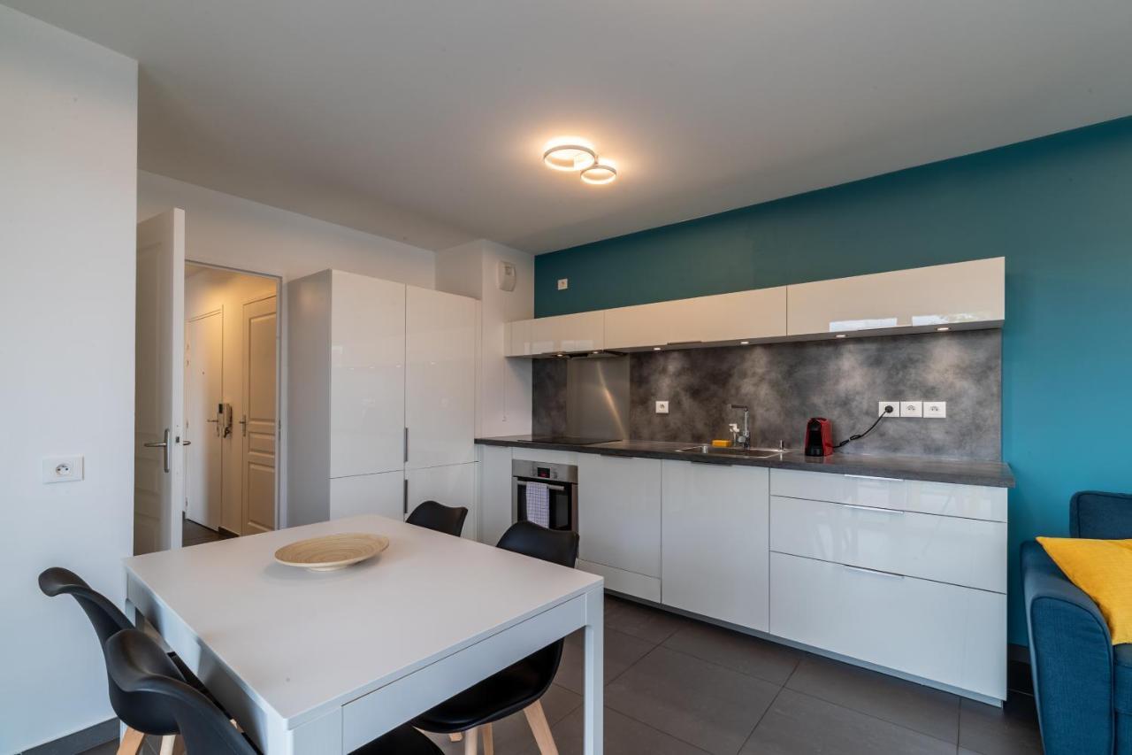 Be My Home - Les Mots Bleus Lyon Bagian luar foto